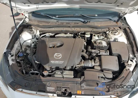 2018 Mazda Mazda3 Sport из США, поврежденный, VIN 3MZBN1U70JM176100